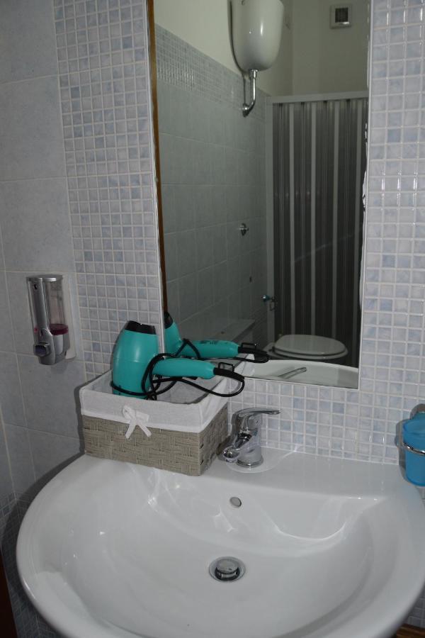 Su Fassoi Cabras B&B 외부 사진