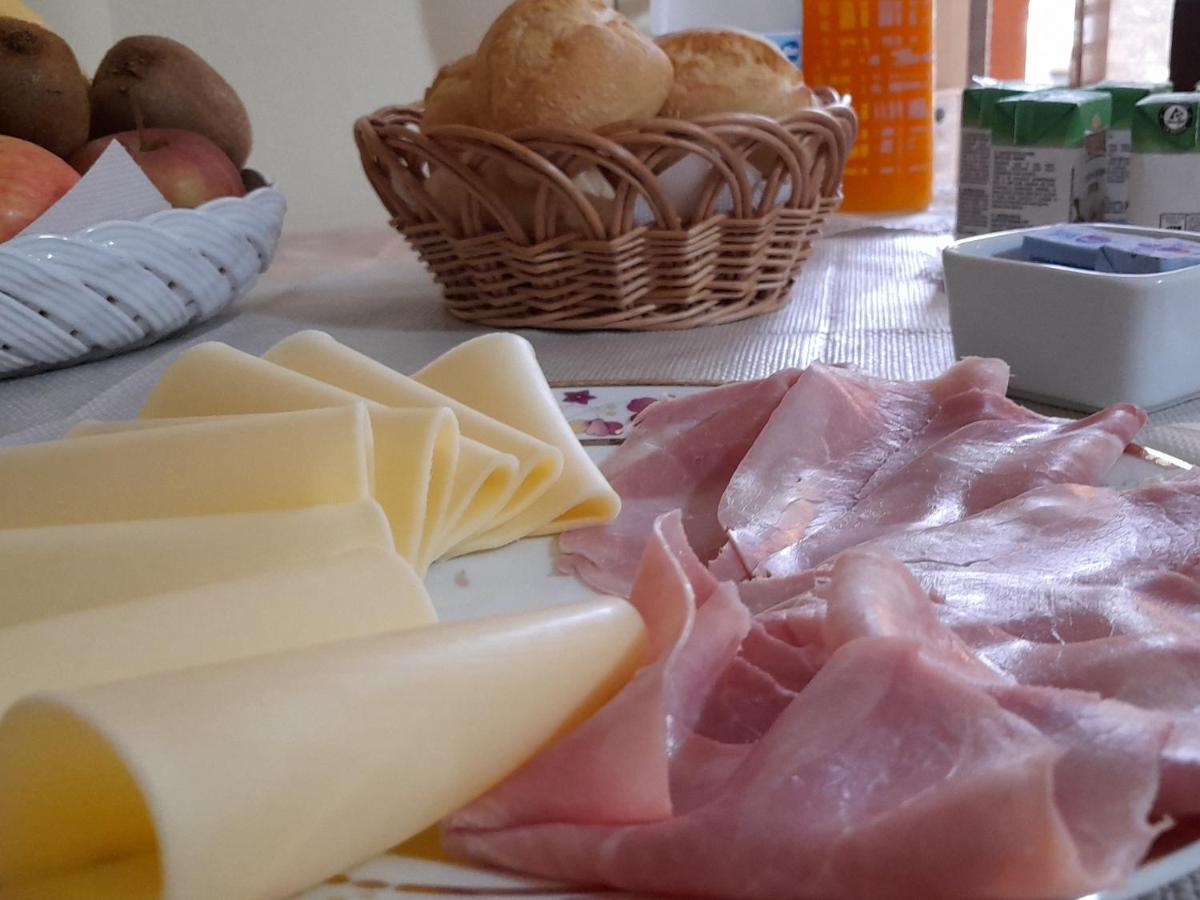 Su Fassoi Cabras B&B 외부 사진
